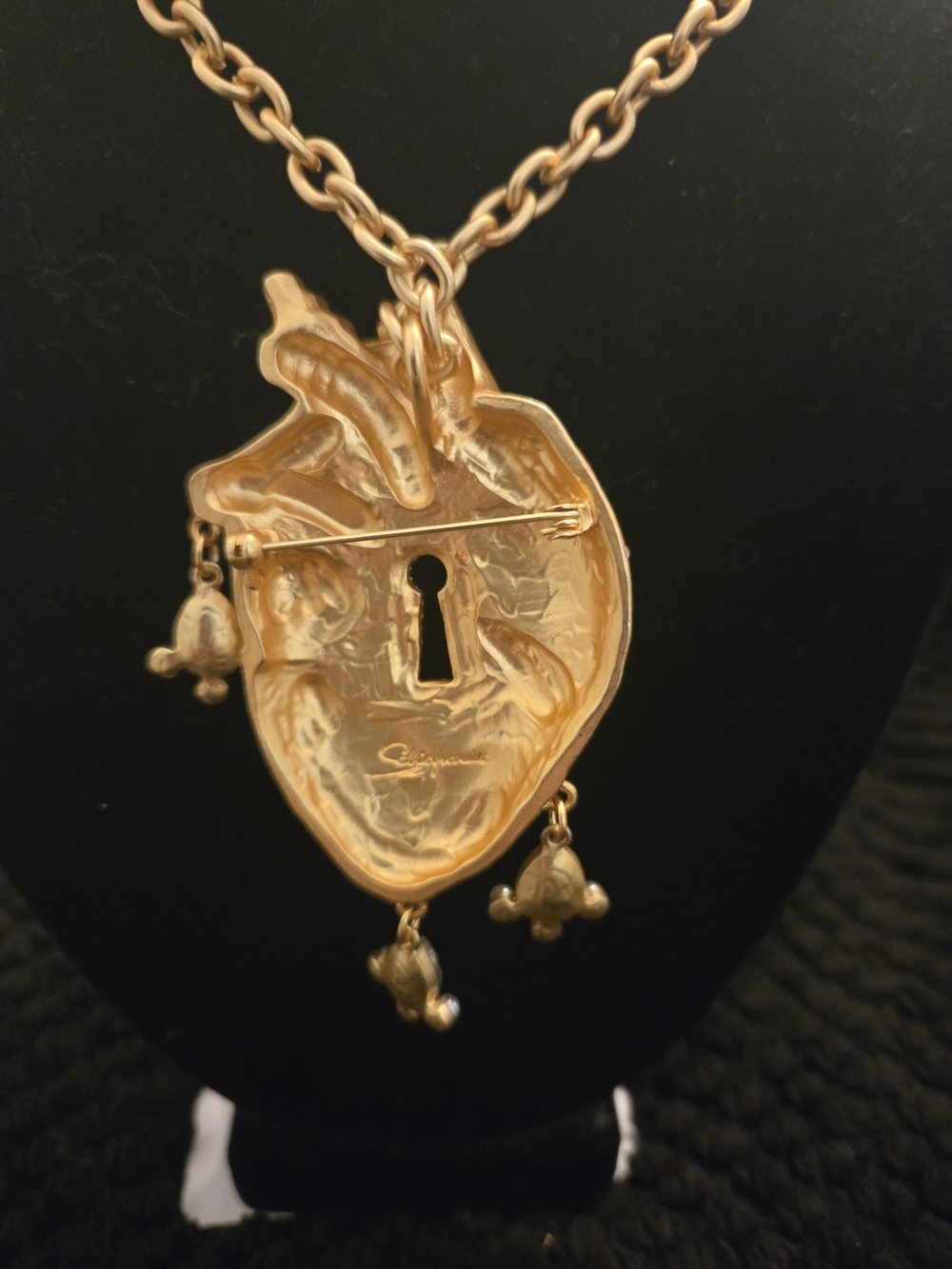 Schiaparelli Inspired Gold-Tone Heart Lock Pendant Necklace with Crystal Detail - Picture 3 of 4